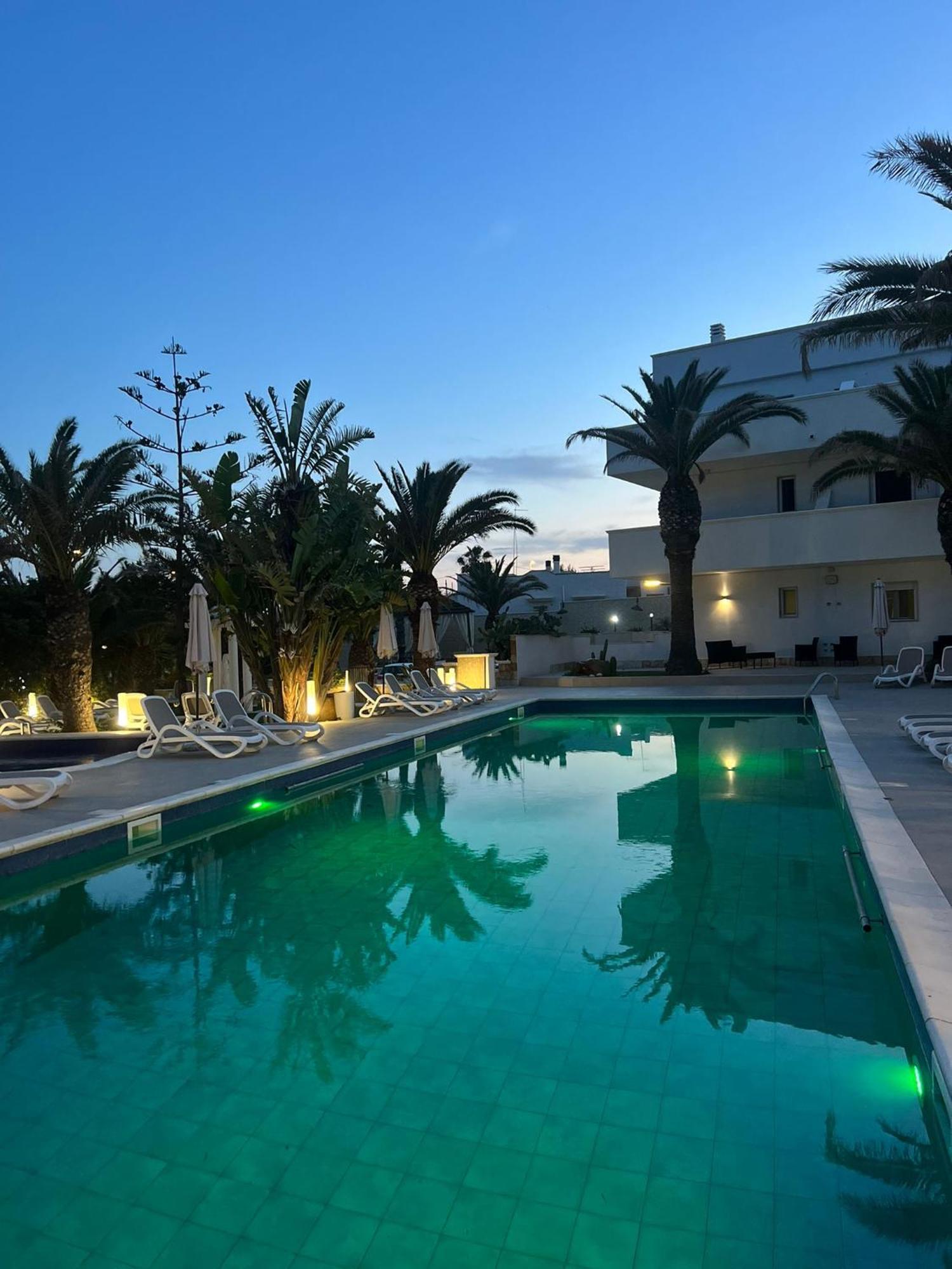 Bluebay Residence Resort Taranto Esterno foto